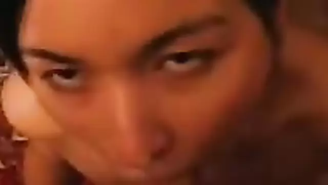 Узбек кончил на нос покорной минетчицы