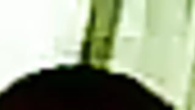 Жена дала узбекскому соседу полизать письку