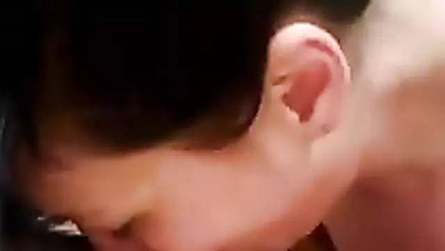 Зрелая узбечка высосала сперму мужа