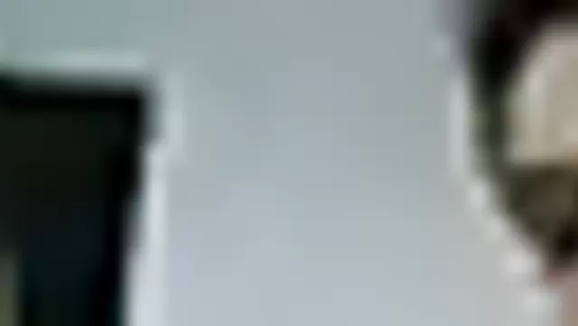 Узбечка красиво выгибается и трахается раком