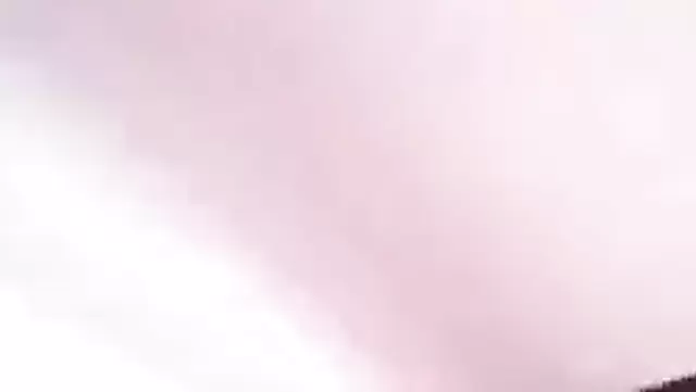 Тайно снял на камеру голую узбечку